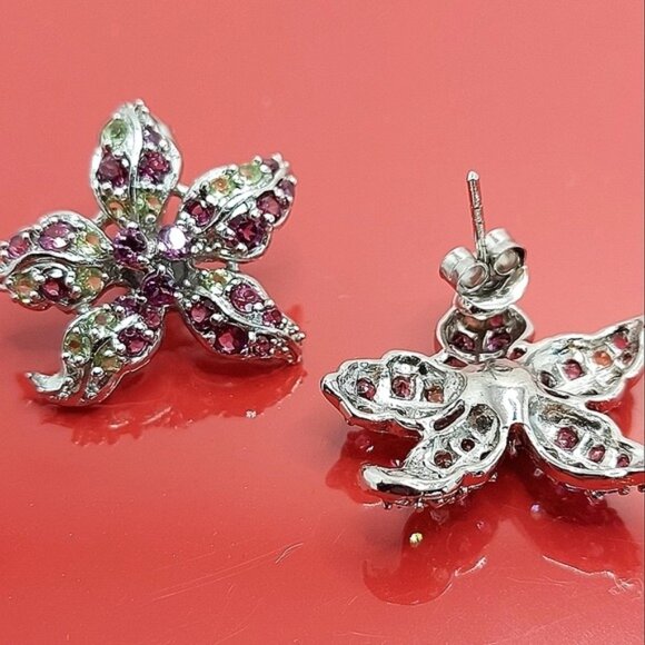 Natural Round Rhodolite Garnet 2.5mm & Peridot‎ 925 Sterling Silver Earrings - Picture 3 of 6